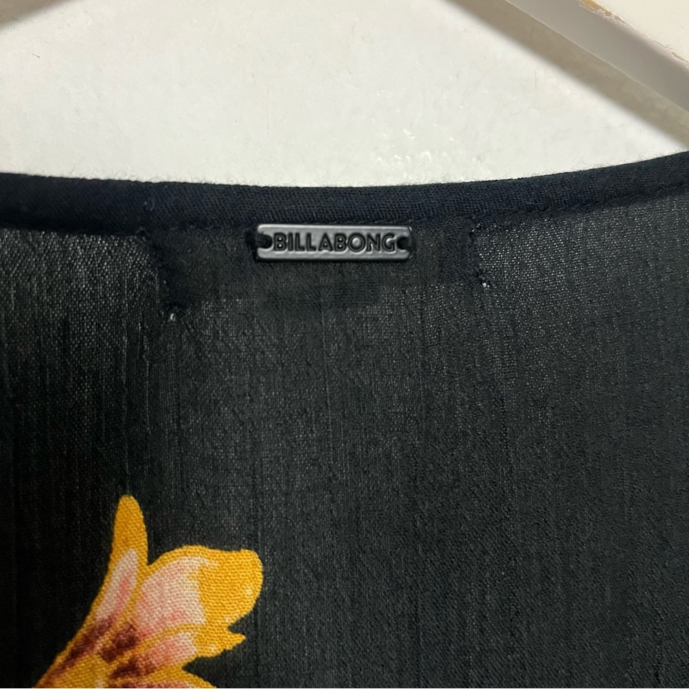 Billabong Short Sleeve Button Front Floral Printed Maxi Dress Black Size Small - Picture 10 of 11